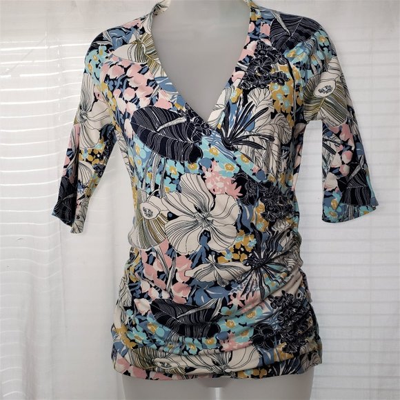 CAbi Tops - Cabi V Neck Criss Cross Floral Top Size Small